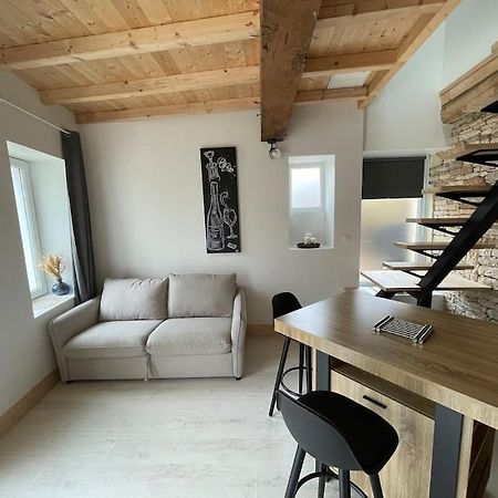 Charmante Maison De Village Vire  Экстерьер фото